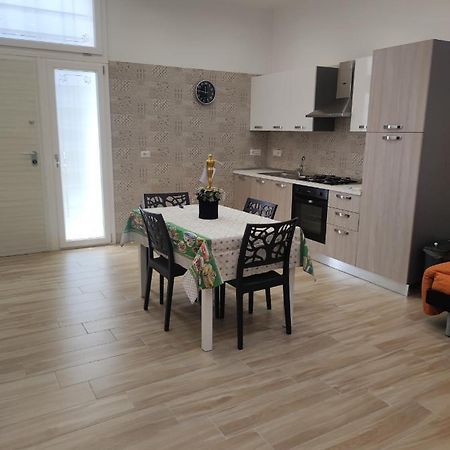 Giada'S House Apartment Cimitile ภายนอก รูปภาพ