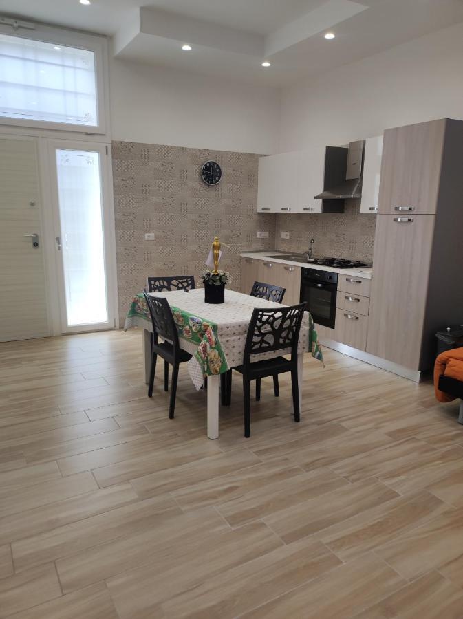 Giada'S House Apartment Cimitile ภายนอก รูปภาพ